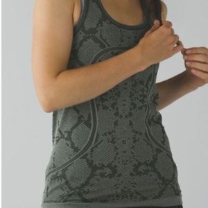Lululemon athletica swiftly tech racer back T